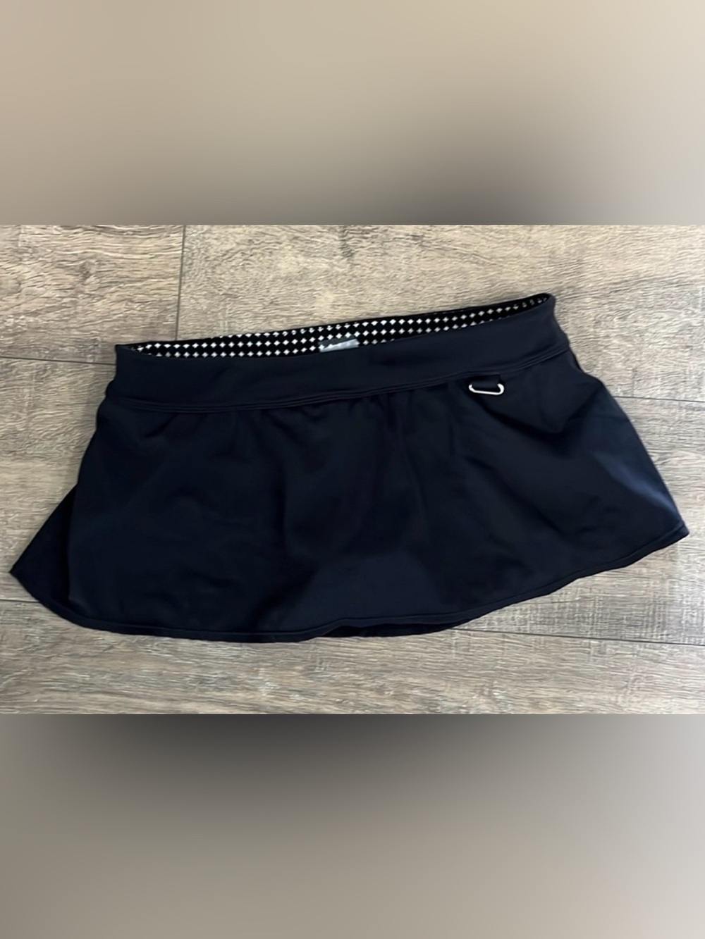 Nike Black and White Patterned Skirt EUC